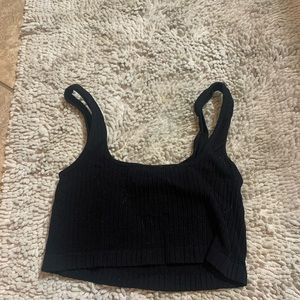black crop top